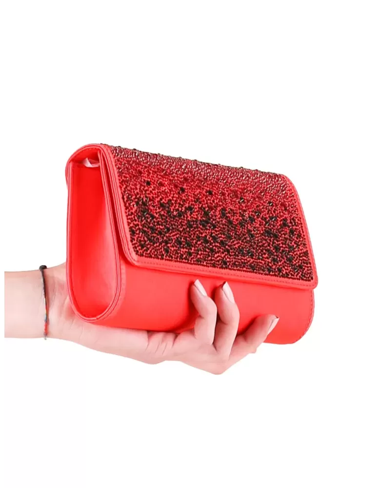 Anna Cecere pochettes | Borsa di raso rosso con strass aca053