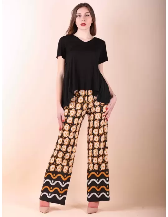 Fuego Woman plus size plain black A-shaped t-shirt with back plissè