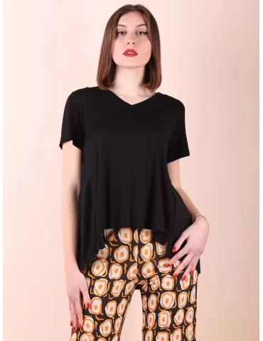 T-shirt nera blusa con...