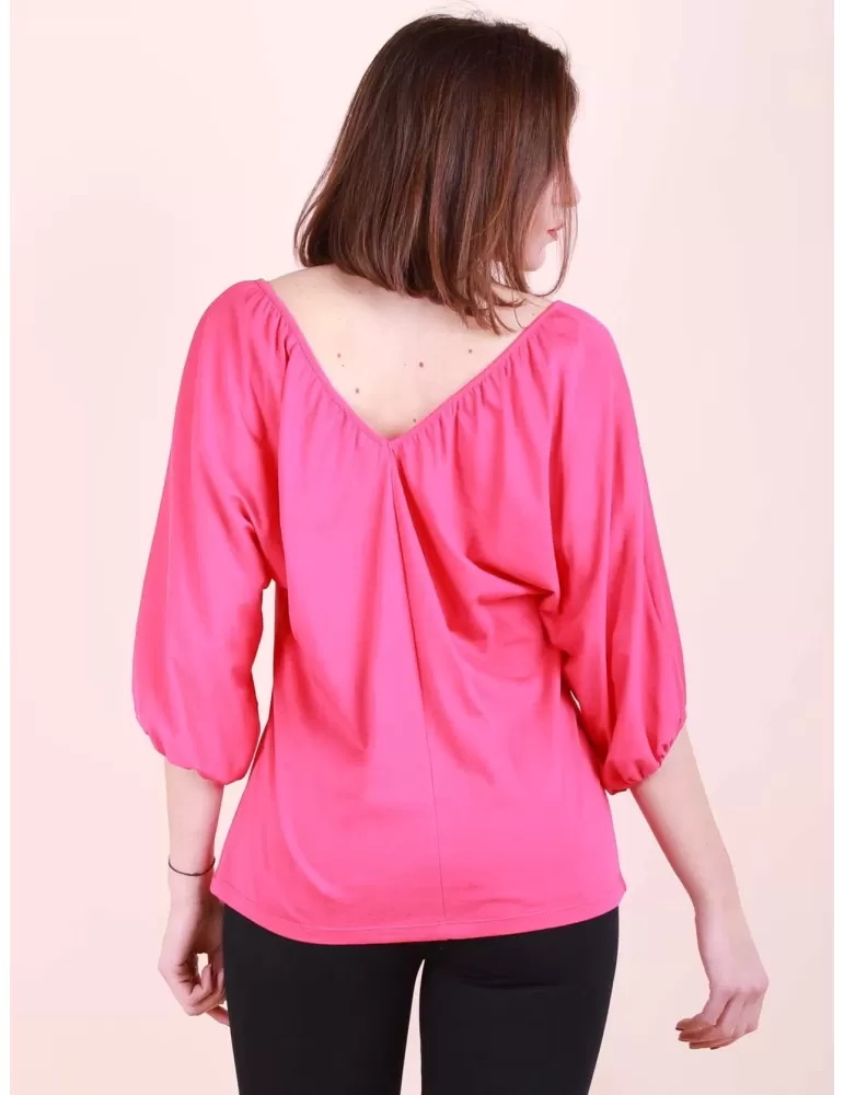 Amethist online | T-shirt fucsia di cotone con V avanti e dietro