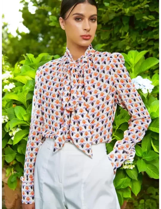 Maesta Milano | Camicia chiffon con fiocco fantasia bianco e lilla Maesta Milano | Camicia chiffon con fiocco fantasia bianco e lilla