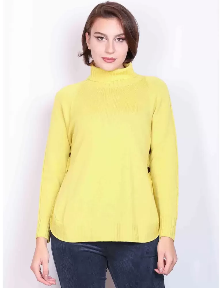 Volpato Italy yellow merino wool turtleneck sweater Volpato Italy yellow merino wool turtleneck sweater