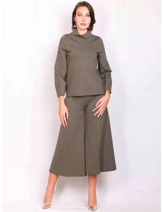Amethist Italy | Military green jersey trouser skirt and blouse set Amethist Italy | Military green jersey trouser skirt and blouse set