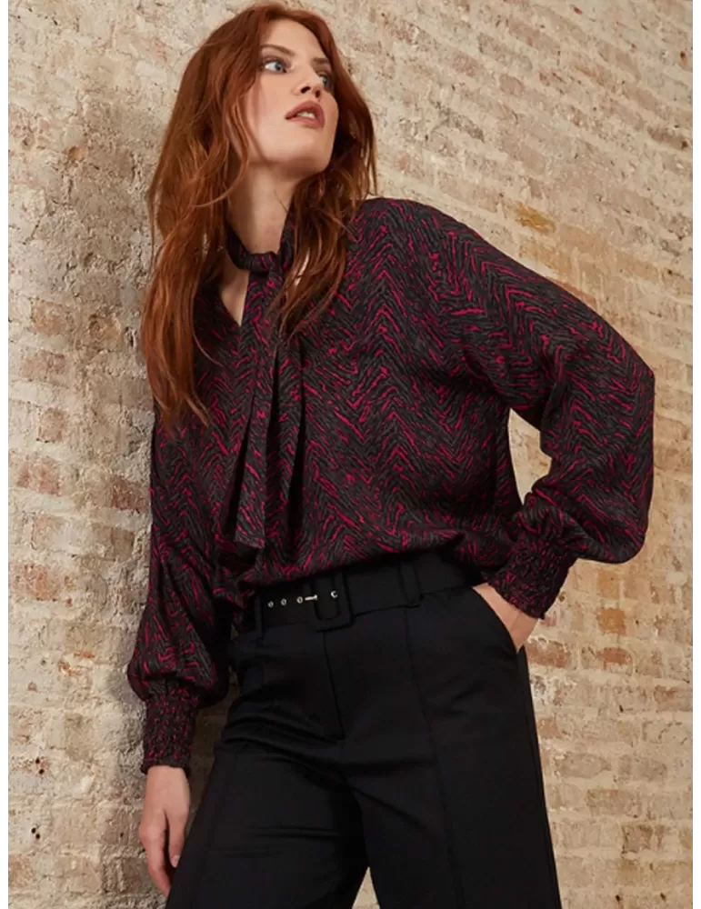 Paz Torras fuchsia black and brown shirt with scarf