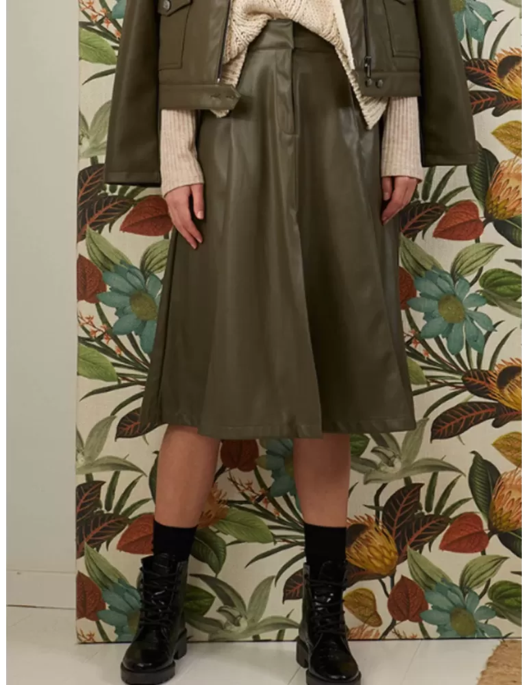 Paz Torras faux leather green midi A shape skirt front split Paz Torras faux leather green midi A shape skirt front split