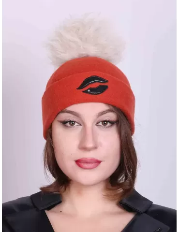 Cappelli Complit | Beanie berretto arancio bocca pelle nera e pon pon 2