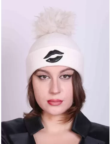 Cappelli Complit | Beanie berretto bianco bocca pelle nera e pon pon 2