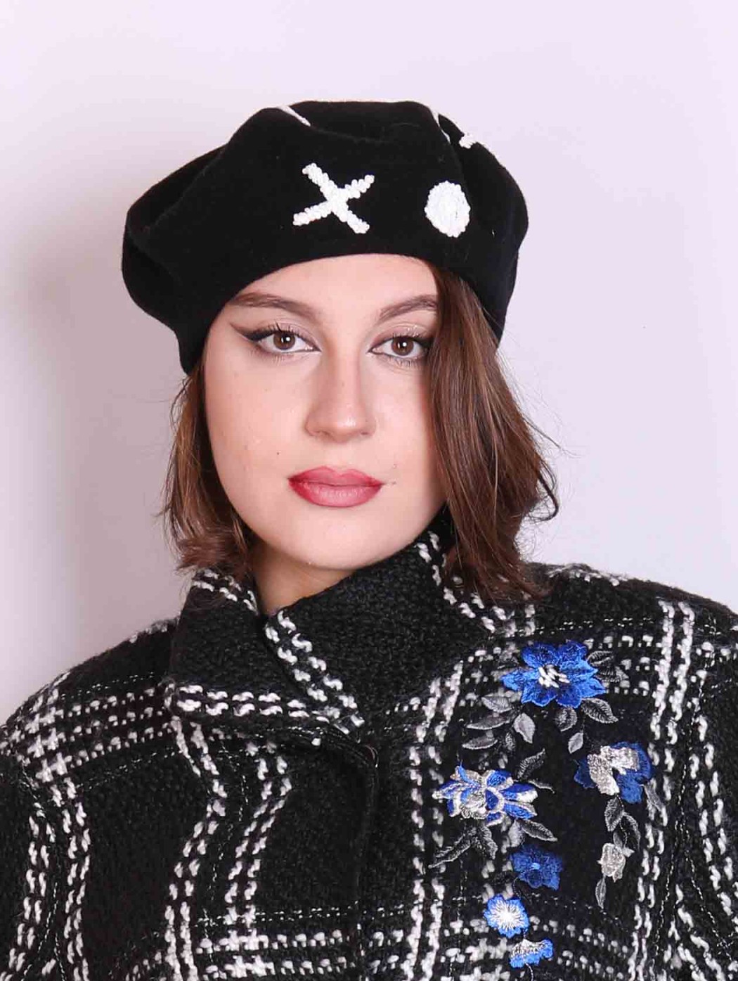 Black wool beret hat with...