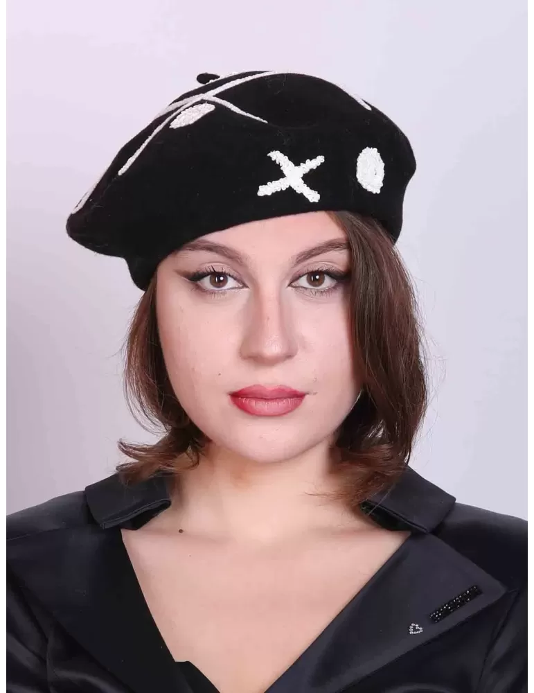 Compit Italian Winter Hats | Black wool beret hat tic tac toe sequins
