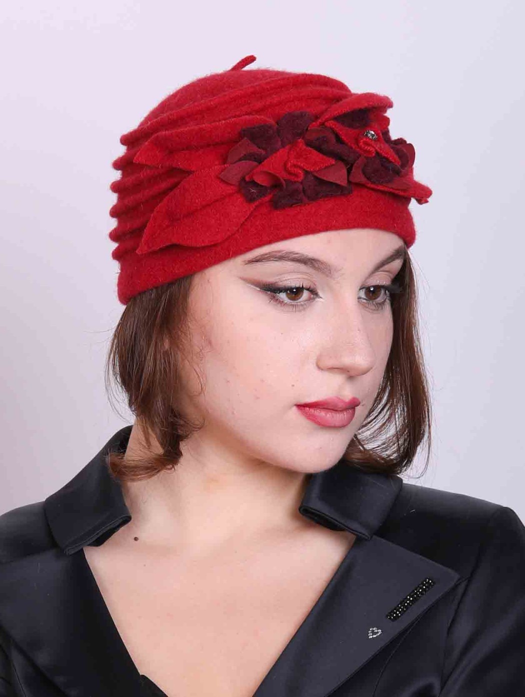 Red boiled wool pillbox hat...