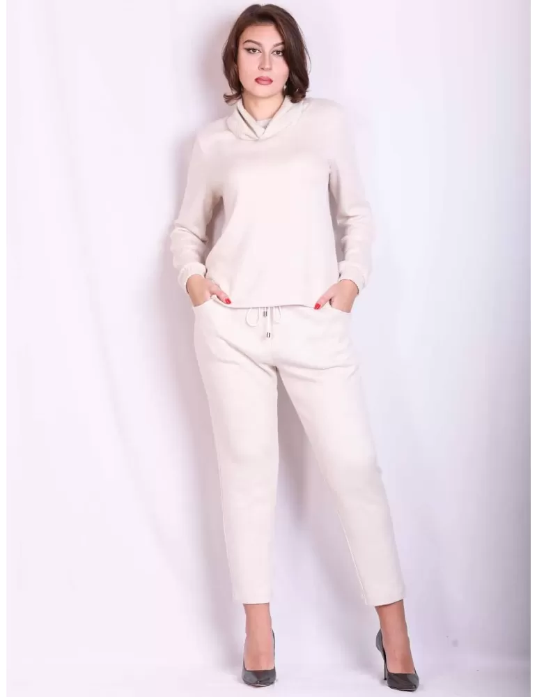 Rubamori Italy | Milky white wide turtle neck blouse of jumpsuit set Rubamori Italy | Milky white wide turtle neck blouse of jumpsuit set