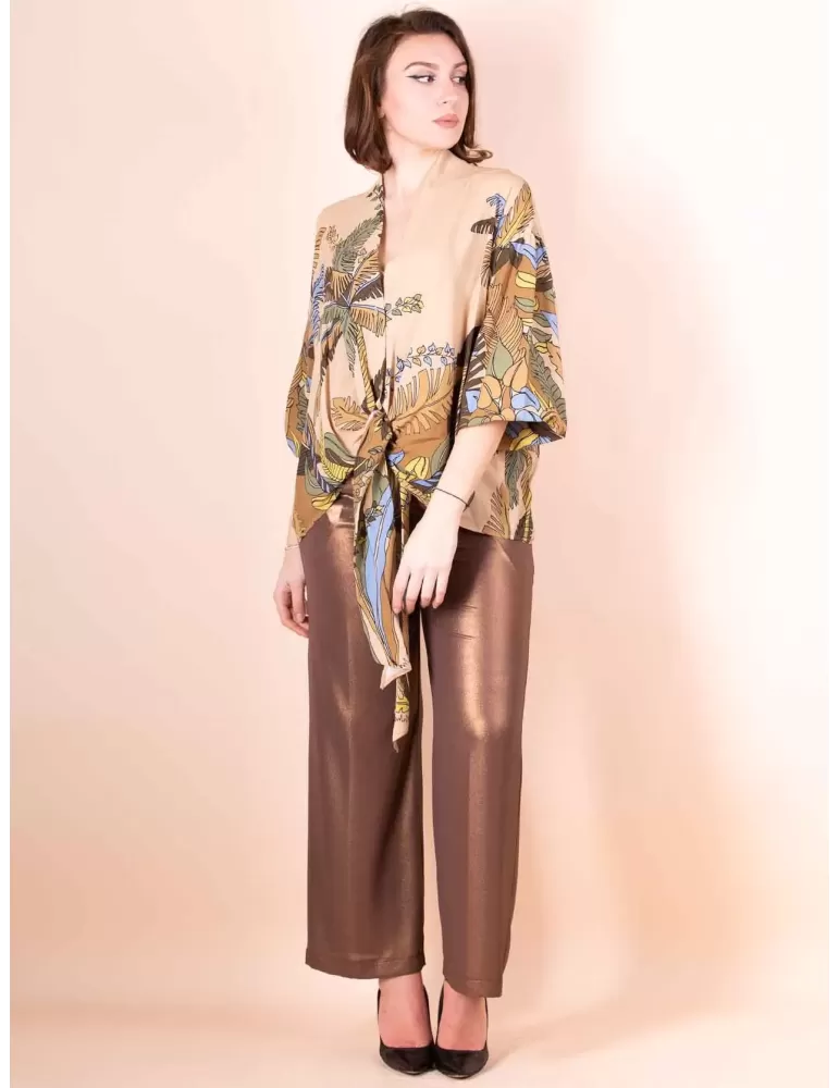 Maesta Milano beige silk pull-on kimono shirt with ribbon