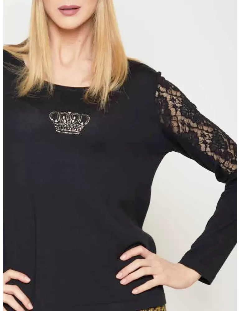 Mercuriali F/W 2023-24 | Black formal shirt with lace and rhinestones