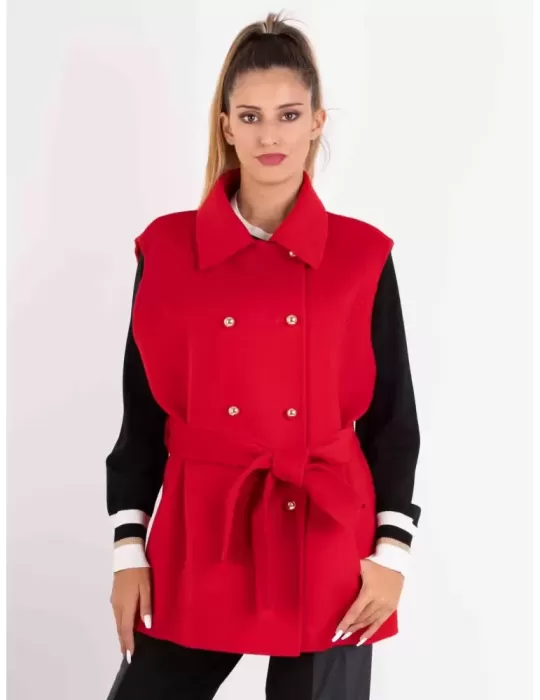 Piero Moretti A/I 2023-24 | Giaccone rosso in lana double con mantella