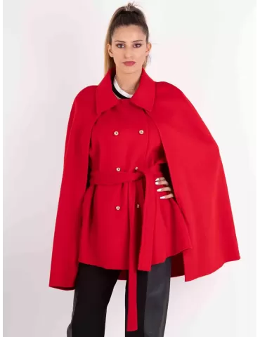 Piero Moretti A/I 2023-24 | Giaccone rosso in lana double con mantella