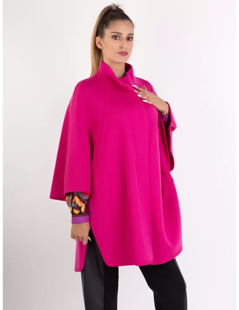 Aldo Colombo elegant fuchsiamerino wool woman cape coat Aldo Colombo elegant fuchsiamerino wool woman cape coat