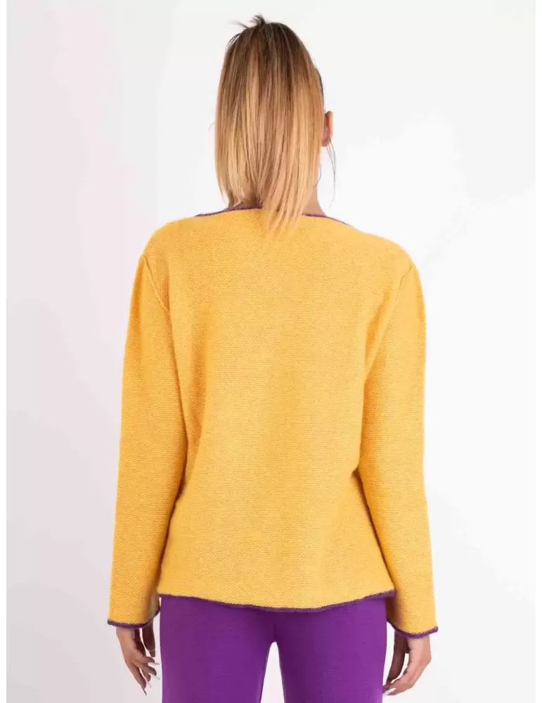 Frida Madè online | Maglione giallo e viola a rovescio in lana alpaca