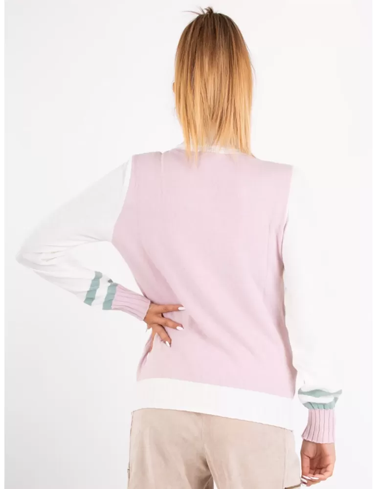 Tricot Chic | Dolcevita rosa cashmere con ricamo LOVE in pelle verde