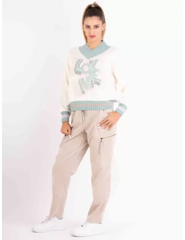 Tricot Chic Pullover V panna e rosa con ricamo LOVE in pelle verde