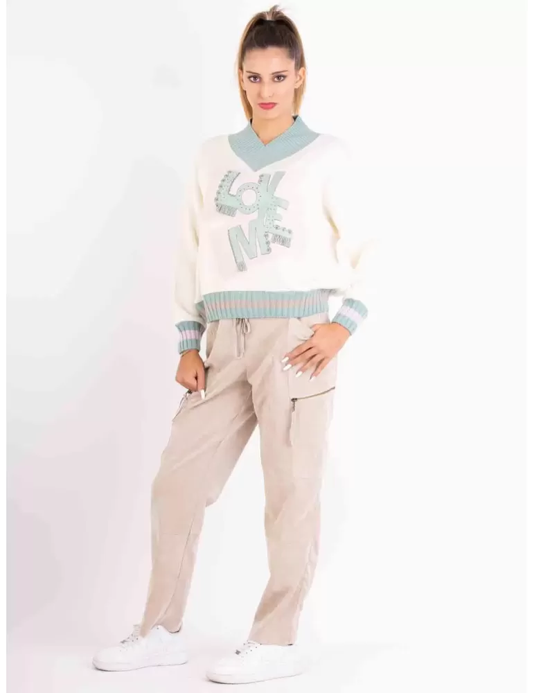 Tricot Chic Luxury Knitwear | V-neck box sweater leather embroidery