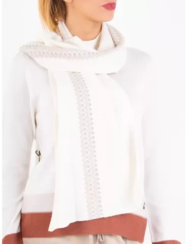 Tricot Chic Italy | White wool scarf with beige gold lurex embroidery