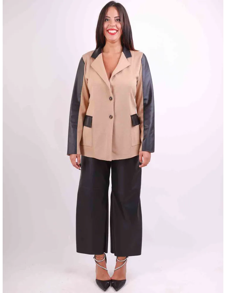 Piero Moretti ai 24-25 Giacca tricot lana beige cammello e pelle nera