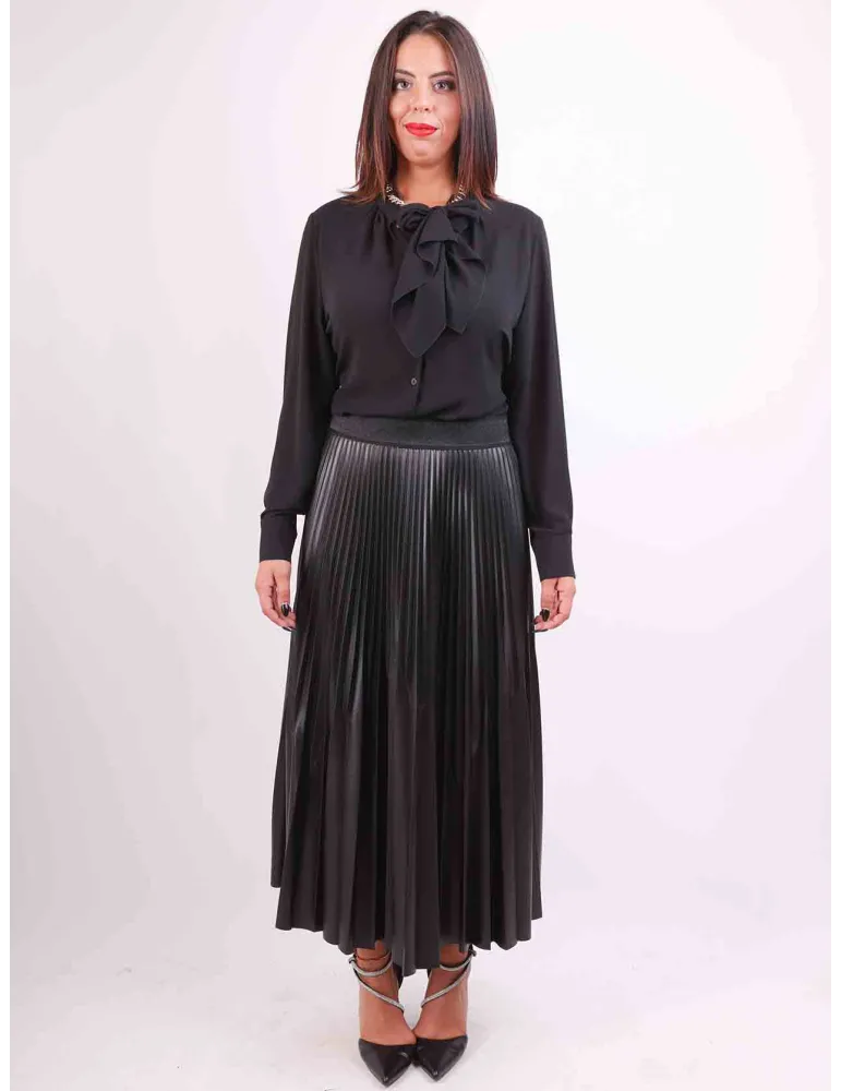 Piero Moretti black faux leather plissè midi skirt