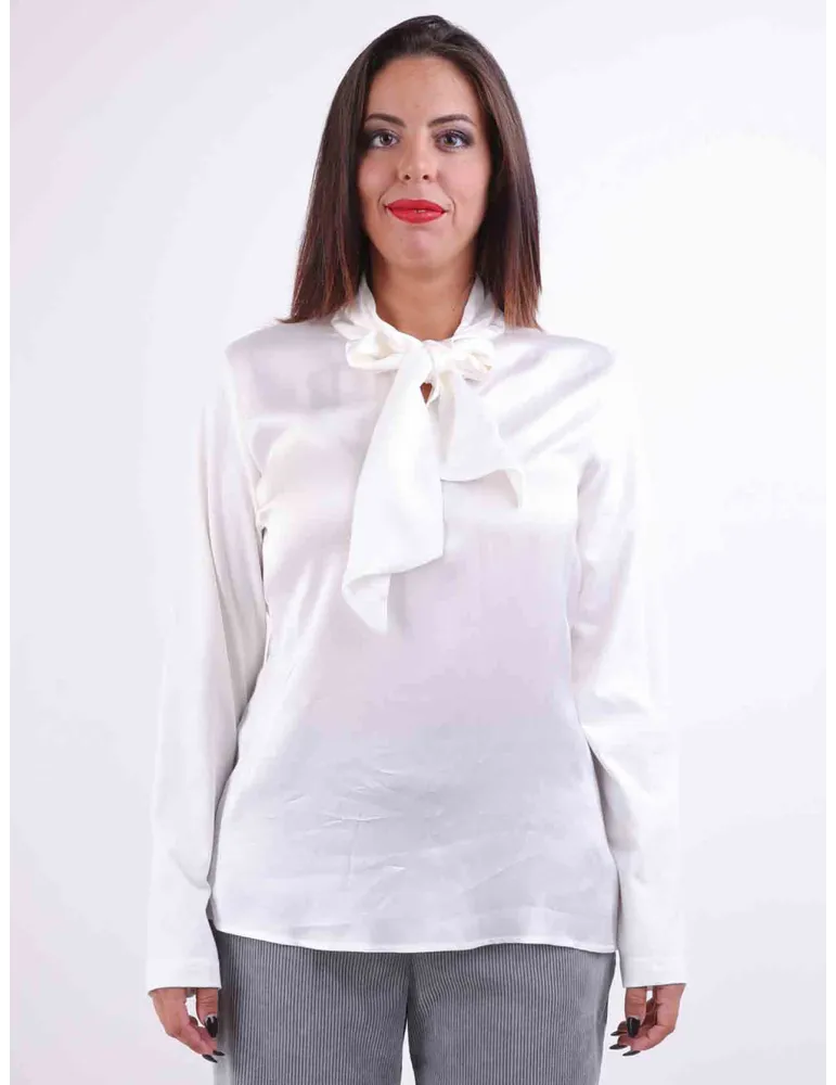 Rubamori V-neck with scarf white shirt silk front Rubamori V-neck with scarf white shirt silk front