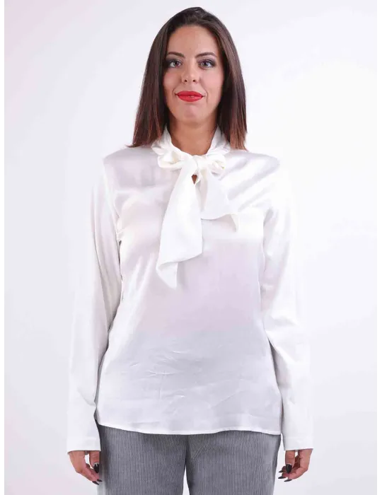 Maglia Camicia bianca a V con sciarpa e davanti in raso Rubamori Maglia Camicia bianca a V con sciarpa e davanti in raso Rubamori