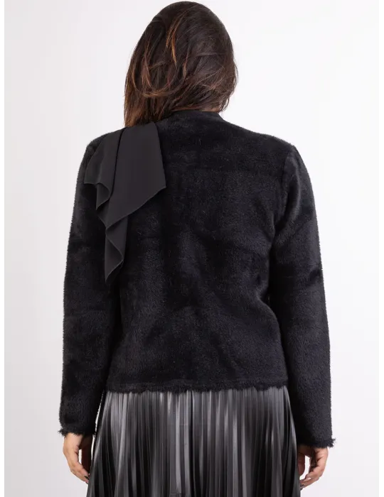 Maglificio di Nibionno | Giacca Chanel nera a pelo lungo