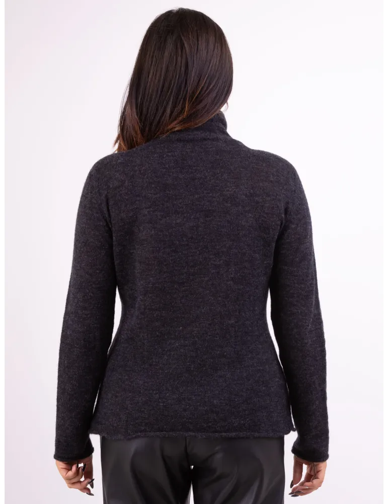 Frida Madè Italian Knitwear | Black merino alpaca turtleneck sweater