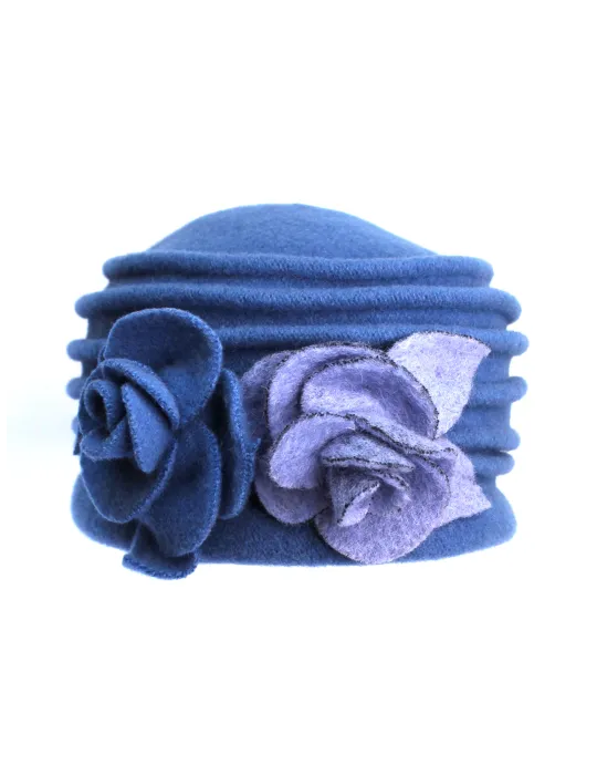 Cappelli donna Complit | Cuffia in pura lana azzurro con ricamo di rose Cappelli donna Complit | Cuffia in pura lana azzurro con ricamo di rose
