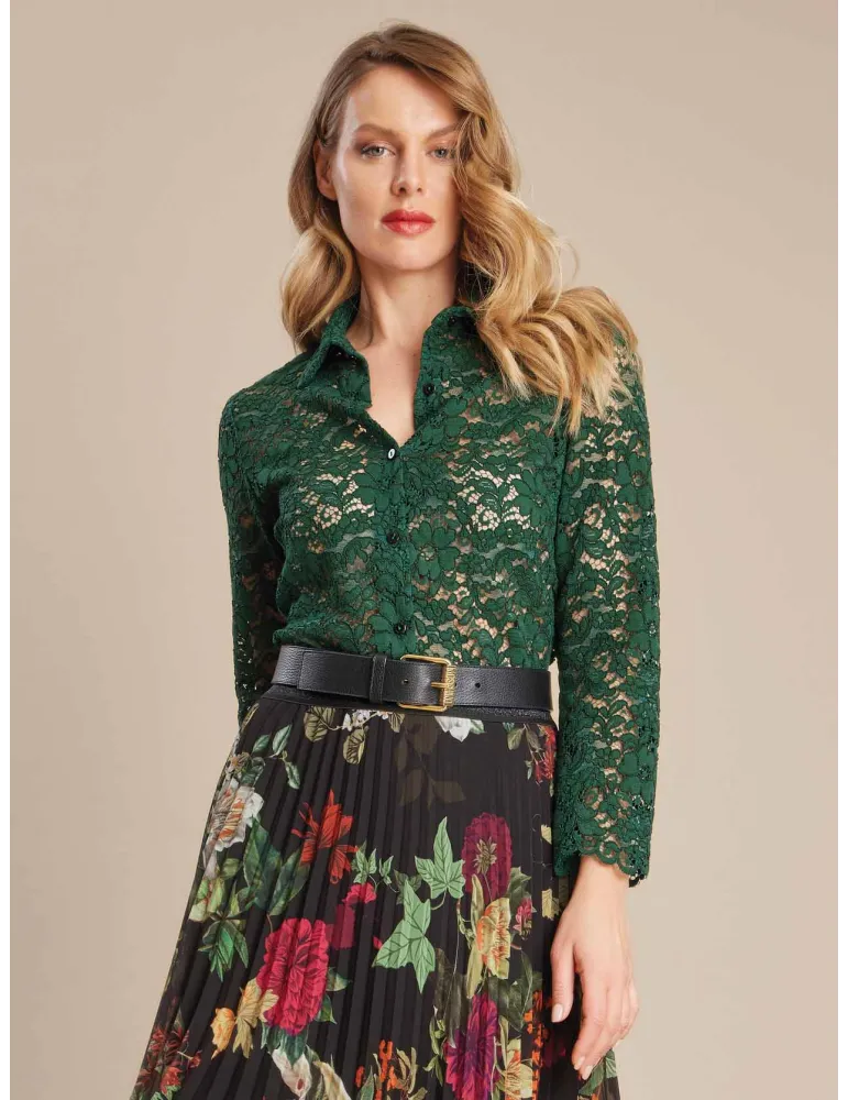 Camicia in pizzo di cotone e seta verde bottiglia by Piero Moretti Camicia in pizzo di cotone e seta verde bottiglia by Piero Moretti