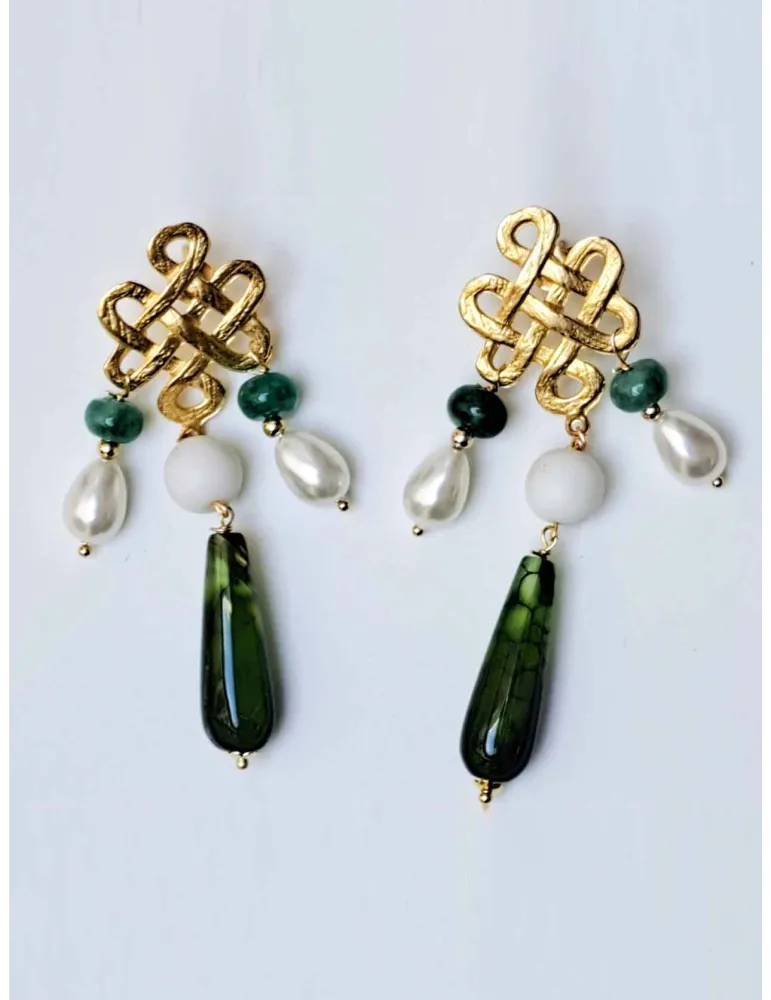Armònia Bijoux | Orecchini pendenti in oro con perle e pietre verdi