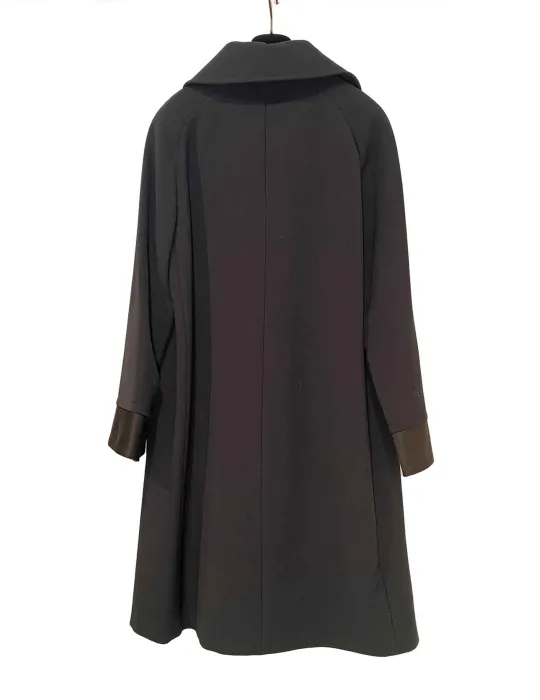 Cappotto sartoriale soprabito nero in lana profili in seta Anna Linder