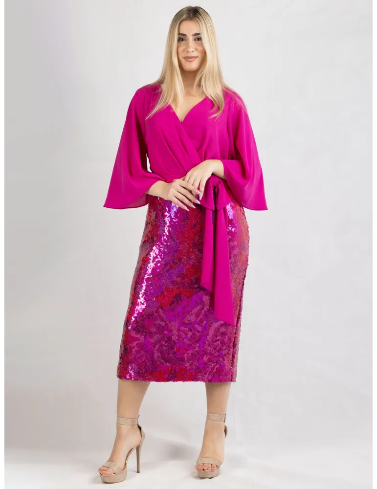 Abito tubino con gonna di paillettes fucsia e lilla Evassè 2025 Abito tubino con gonna di paillettes fucsia e lilla Evassè 2025