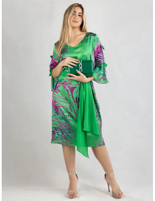 Abito tunica elegante in raso verde | Evassè taglie fino alla 60
