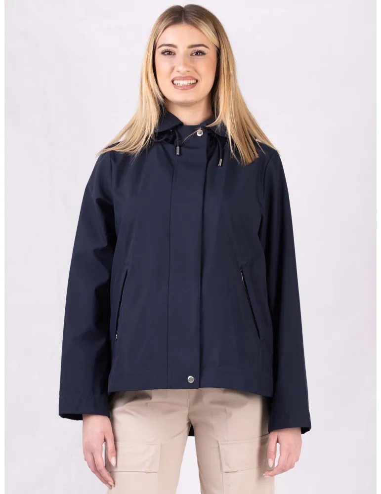 Giacca impermeabile blu denim col cappuccio fino alla tg 54