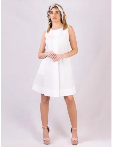 Riva Tricot White A-line cotton sundress with front pleat