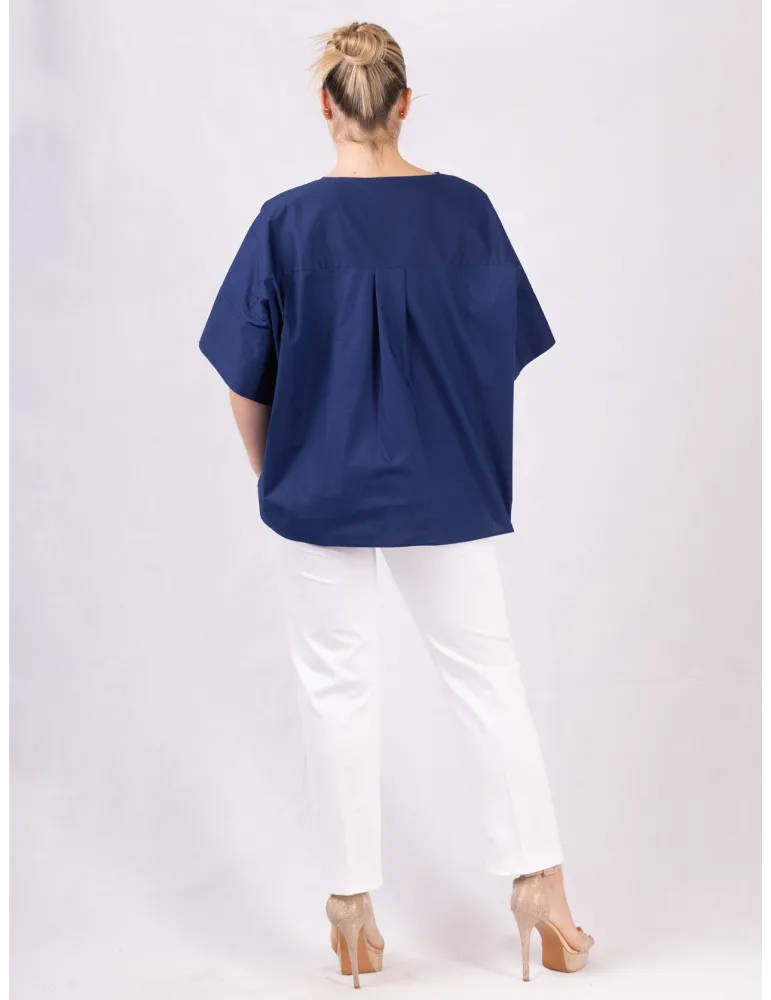 Camicia kimono oversize di cotone blu con ricami fiori | Zanetti
