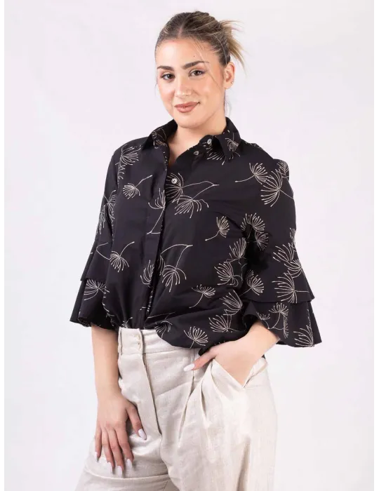 Camicia nera di cotone con ricami beige Zanetti fino alla taglia 52 Camicia nera di cotone con ricami beige Zanetti fino alla taglia 52