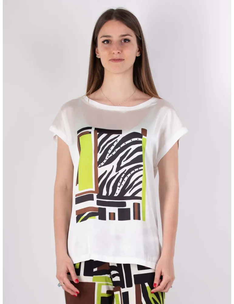 Rubamori White silk kimono blouse with front safari print