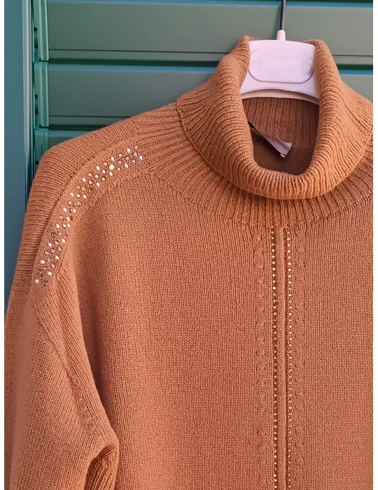 Light brown merino and cashmere wool turtleneck sweater