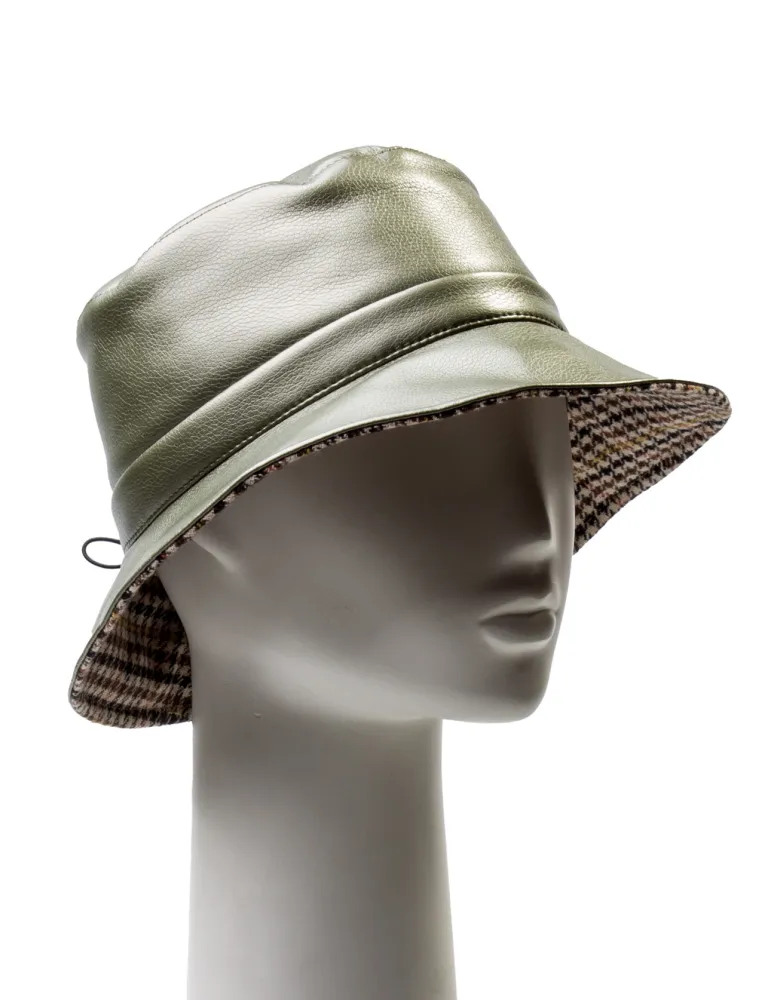 Bissoli Fashion Hats | Cappello cloche antipioggia in eco pelle verde