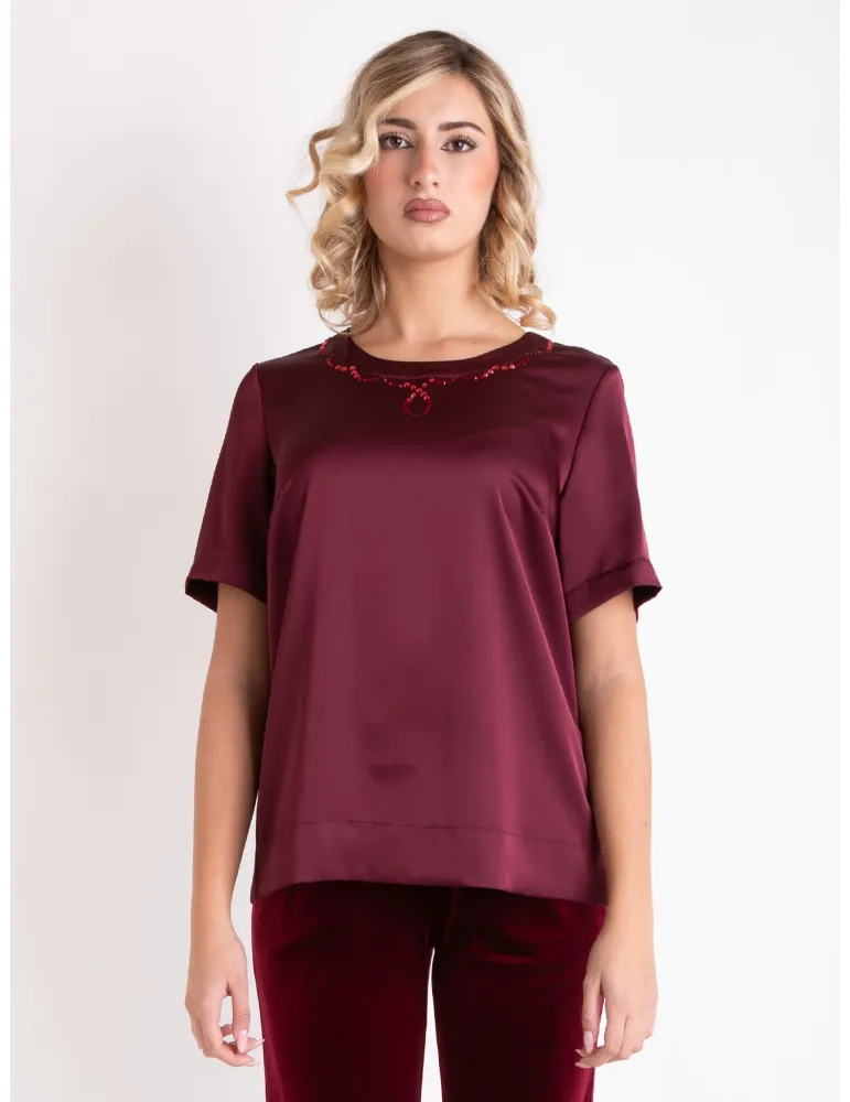 Piero Moretti plain burgundy silk blouse with rhinestones Piero Moretti plain burgundy silk blouse with rhinestones