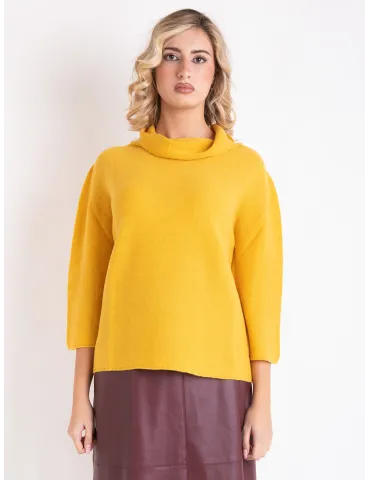 Volpato Italian Knitwear | Yellow pure cashmere turtleneck box sweater