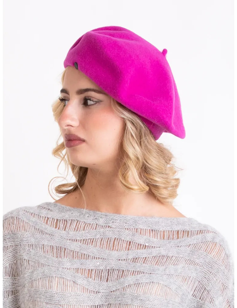 Fuchsia wool beret by Complit