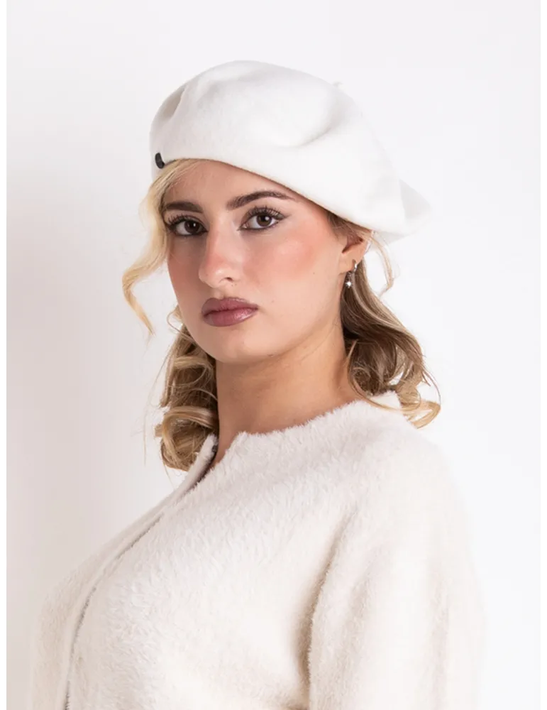 Milky white wool beret by Complit