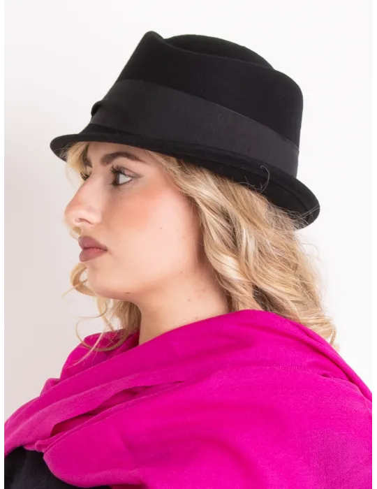 Elegant black high-crown felt hat by Complit