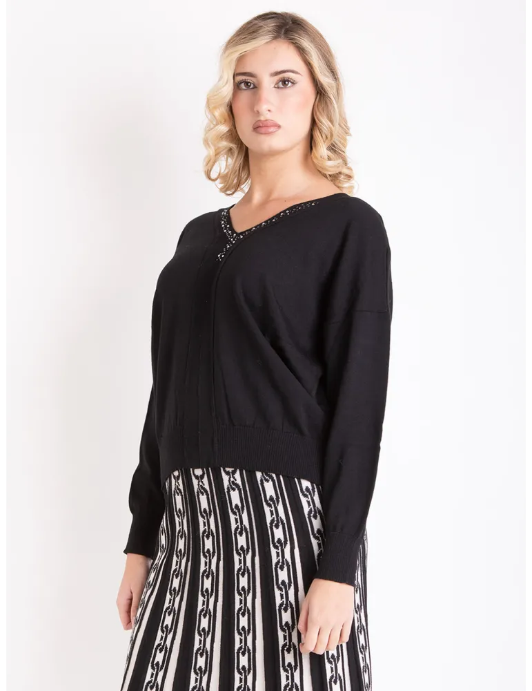 Francesca Mercuriali | Plus size Black merino V sweater with crystals
